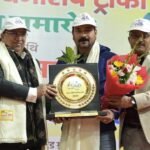 राज्यसभा सांसद नरेश बंसल ने देहरादून मे सांसद चैंपियनशिप ट्रॉफी का किया शुभारंभ।खिलाड़ियों से हाथ मिलाया, जीत की दी बधाईयां